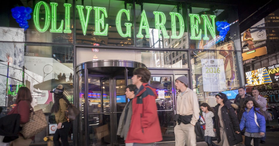 Protesters demand action from Olive Garden - Foodservice Consultants